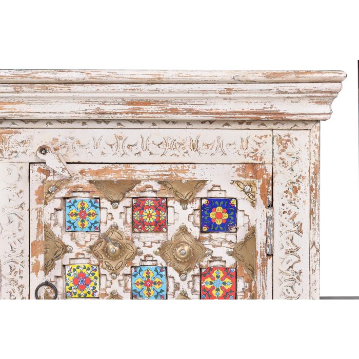 GINER Y COLOMER - Buffet TV en bois de manguier massif sculpté avec incrustations de céramique et bronce, finition blanc vieilli - 150x60x40 cm 4 GINER Y COLOMER - Buffet TV en bois de manguier massif sculpté avec incrustations de céramique et bronce, finition blanc vieilli - 150x60x40 cm 4