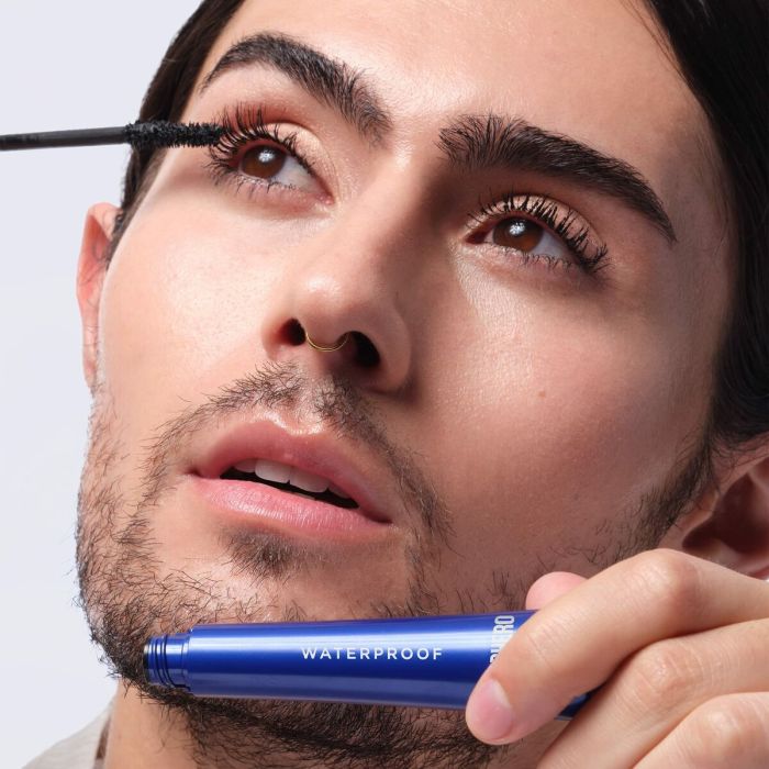 Ombre à paupières It Cosmetics Superhero Noir 9 ml 1