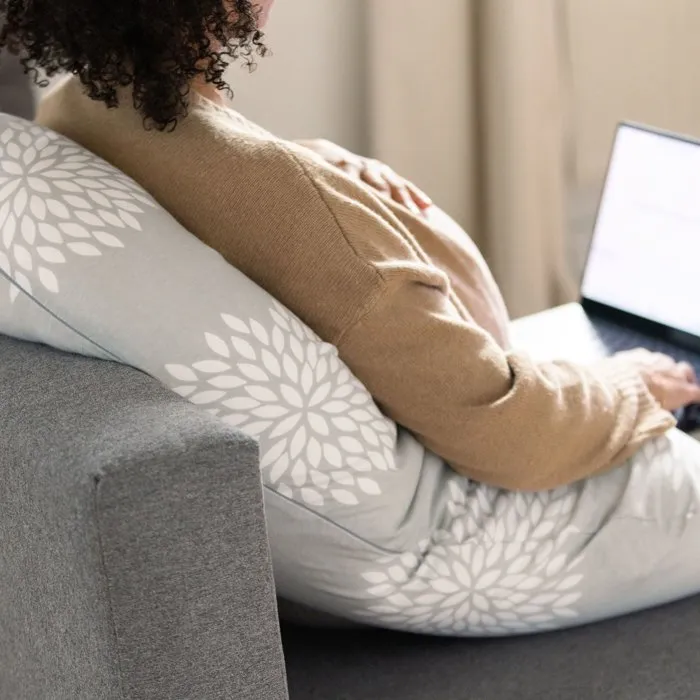 Beaba Big Flopsy Coussin de Maternité et Allaitement Multifonctions - 170 cm - Grès et Fleurs - Textile Certifié oeKOTEX Classe 1 - Housse Détachable et Lavable