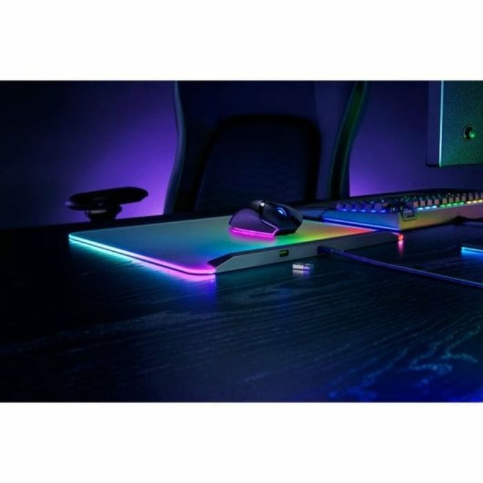 Tapis Gaming avec Eclairage LED Razer Firefly V2 Pro 2 Tapis Gaming avec Eclairage LED Razer Firefly V2 Pro 2