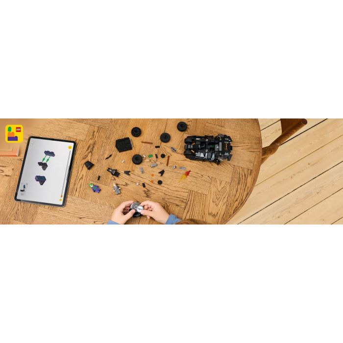 LEGO 76303 DC Super Heroes Batman Tumbler vs. Two Face & The Joker 5 LEGO 76303 DC Super Heroes Batman Tumbler vs. Two Face & The Joker 5