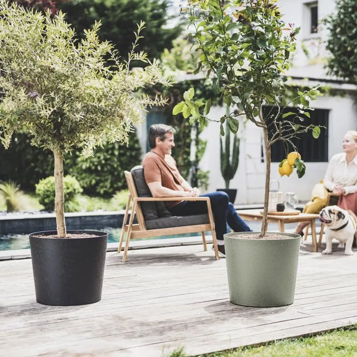 EDA Pot de fleurs conique Element Ø 40 cm, 30 L, Système de drainage, Intérieur et Extérieur, Kaki, Fabriqué en France, Origine France Garantie EDA Pot de fleurs conique Element Ø 40 cm, 30 L, Système de drainage, Intérieur et Extérieur, Kaki, Fabriqué en France, Origine France Garantie