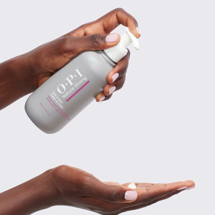 Crème pour les mains et les pieds Opi NATURE STRONG 250 ml 8 Crème pour les mains et les pieds Opi NATURE STRONG 250 ml 8