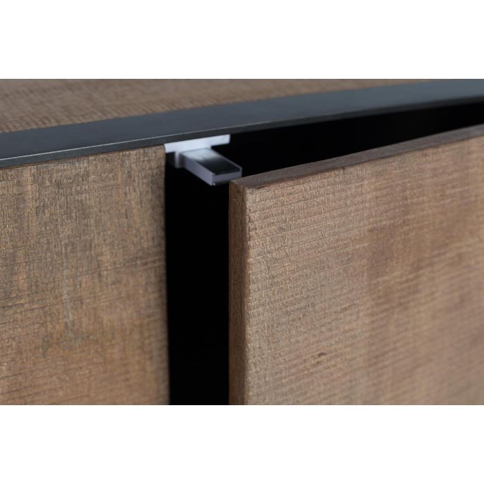 GINER Y COLOMER - Buffet 3 portes en bois de manguier avec ouverture push, design minimaliste et structure métal noir - 150 cm de large, 81 cm de haut, 44 cm de profondeur 3 GINER Y COLOMER - Buffet 3 portes en bois de manguier avec ouverture push, design minimaliste et structure métal noir - 150 cm de large, 81 cm de haut, 44 cm de profondeur 3