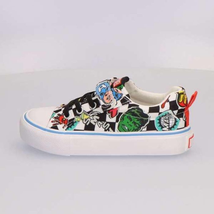 Chaussures de Sport pour Enfants Marvel Noir 41 3 Chaussures de Sport pour Enfants Marvel Noir 41 3