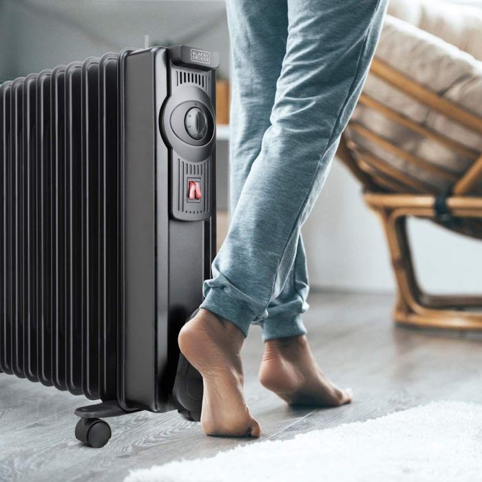 Radiateur à Huile (11 modules) Black & Decker BXRA2000E Noir 2000 W 9 Radiateur à Huile (11 modules) Black & Decker BXRA2000E Noir 2000 W 9