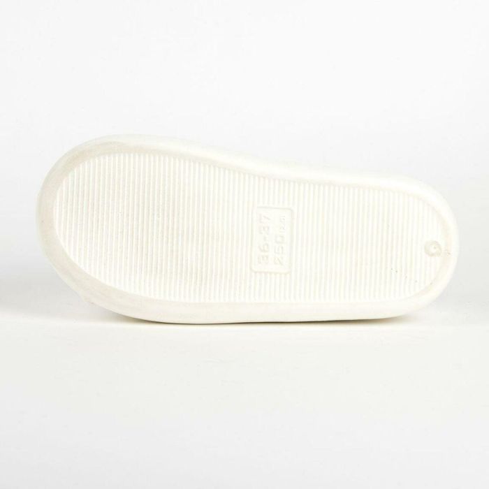 Chaussons Hello Kitty 40 7 Chaussons Hello Kitty 40 7