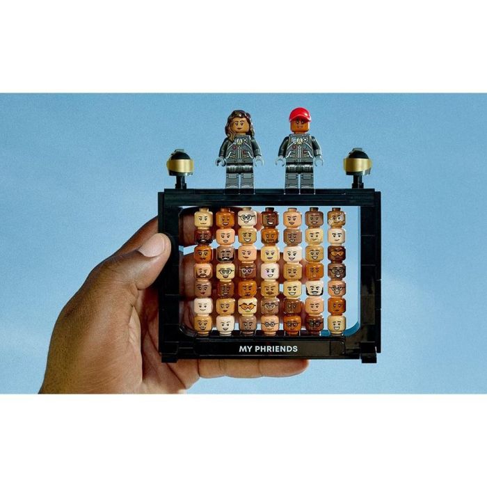 LEGO 10391 Icons ber dem Mond mit Pharrell Williams 6