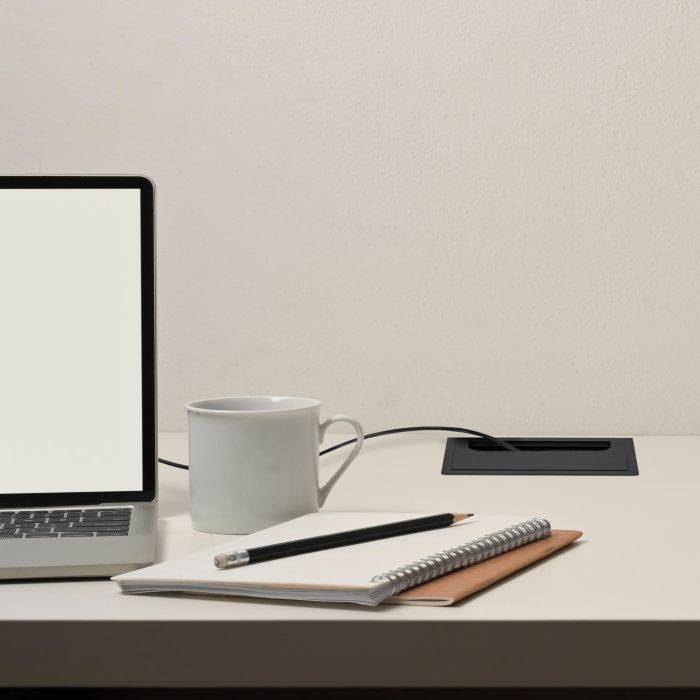 Passe-câbles de table Emuca Quadrum, rectangulaire, 159x80mm, à encastrer, Aluminium, Peint en noir 1