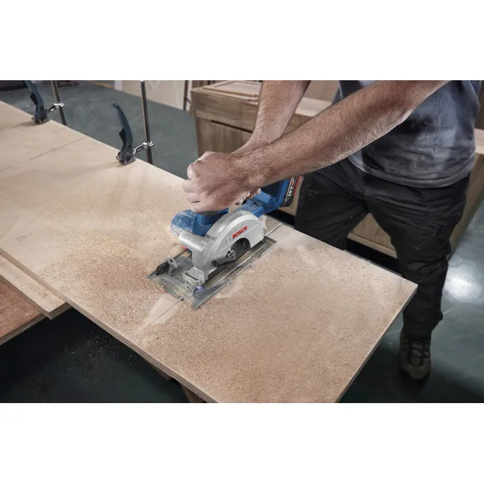 Bosch Professional GKS 18V-51 Scie circulaire sans fil 18V 140 mm - Capacité de coupe 51 mm à 0° et 35 mm à 45° - Pour bois, contreplaqué et panneaux OSB