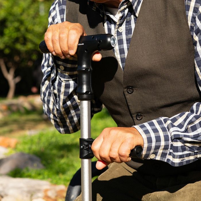 Canne Extensible avec LED, Alarme et Poignée Mécanique Hannde InnovaGoods 7 Canne Extensible avec LED, Alarme et Poignée Mécanique Hannde InnovaGoods 7