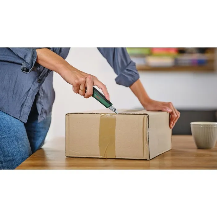 Bosch - 10 lames sectionnables 9 mm - pour cutter - acier SK5 - coupe carton, moquette, plastique - avec étui de rangement