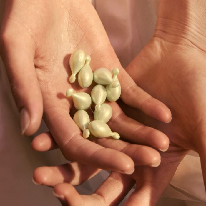 Huile visage Eve Lom 1,25 ml x 50 Capsules 3