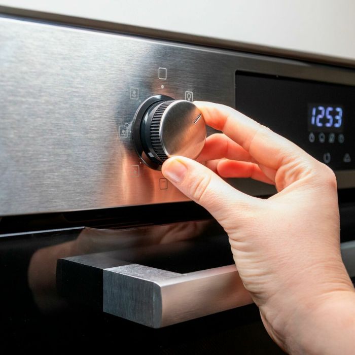 Four multifonction Cecotec Bolero Hexa M226000 Inox 2800 W 72 L 5