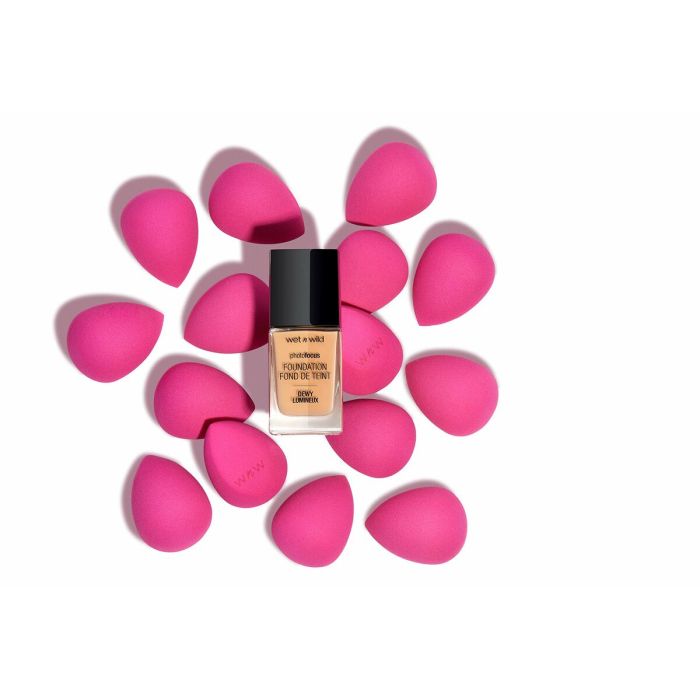Base de maquillage liquide Wet n Wild Foundation Dewy Classic Beige 30 ml 3 Base de maquillage liquide Wet n Wild Foundation Dewy Classic Beige 30 ml 3