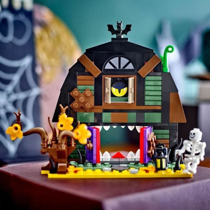 Set de construction Lego 40721 Halloween Barn 205 Pièces 10