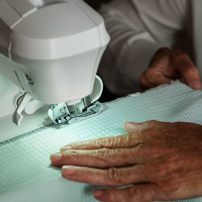 Machine à coudre Cecotec BelleCouture OverLock 5