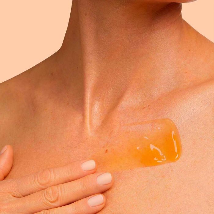 Clarins Busto Gel Tensor Inmediato 50 mL 2 Clarins Busto Gel Tensor Inmediato 50 mL 2