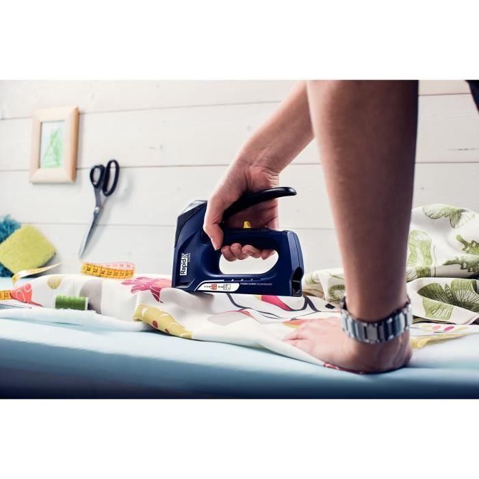 Agrafeuse dual aluminium ALU953 de Rapid 3 Agrafeuse dual aluminium ALU953 de Rapid 3