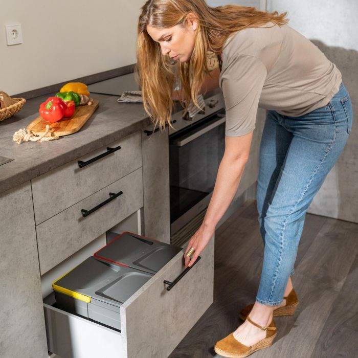 Emuca Lot de 10 poignées pour meubles Miami, L272mm, entraxe 192mm, Acier inoxydable, Peint en noir 5