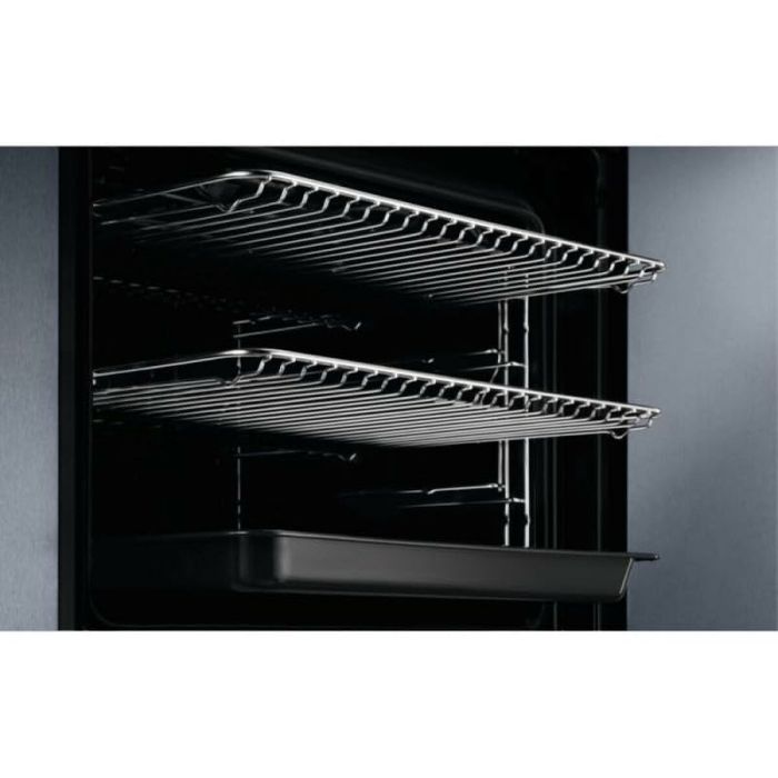 Four Electrolux EOF6P46VX0 2300 W 72 L 4