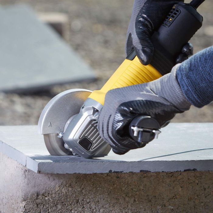 Meuleuse d'angle Stanley 26/3-G220K 850 W 7 Meuleuse d'angle Stanley 26/3-G220K 850 W 7