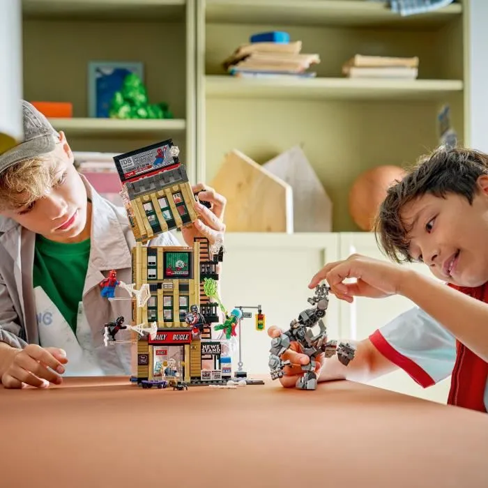 Lego 76342 Marvel Jouet de Construction - Spider-Man contre Mystério : le Daily Bugle - 10 Ans et Plus - 4 Étages et 7 Minifigurines