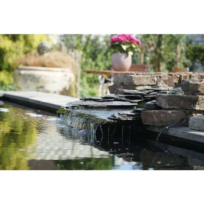 Ubbink Pompe Cascademax 12000 pour Cascade - 11800 l/h - Hauteur de Refoulement 6 m - 100 W