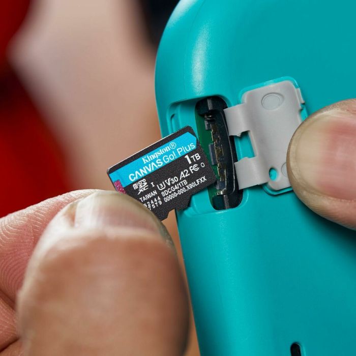 Carte Mémoire Micro SD avec Adaptateur Kingston SDCG4/1TB 16 Carte Mémoire Micro SD avec Adaptateur Kingston SDCG4/1TB 16