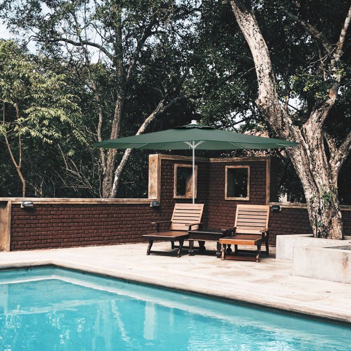 Marbueno Parasol Acier 8 Baleines D300 cm Polyester Vert Jardin, Piscine et Terrasse 10190 1 Marbueno Parasol Acier 8 Baleines D300 cm Polyester Vert Jardin, Piscine et Terrasse 10190 1