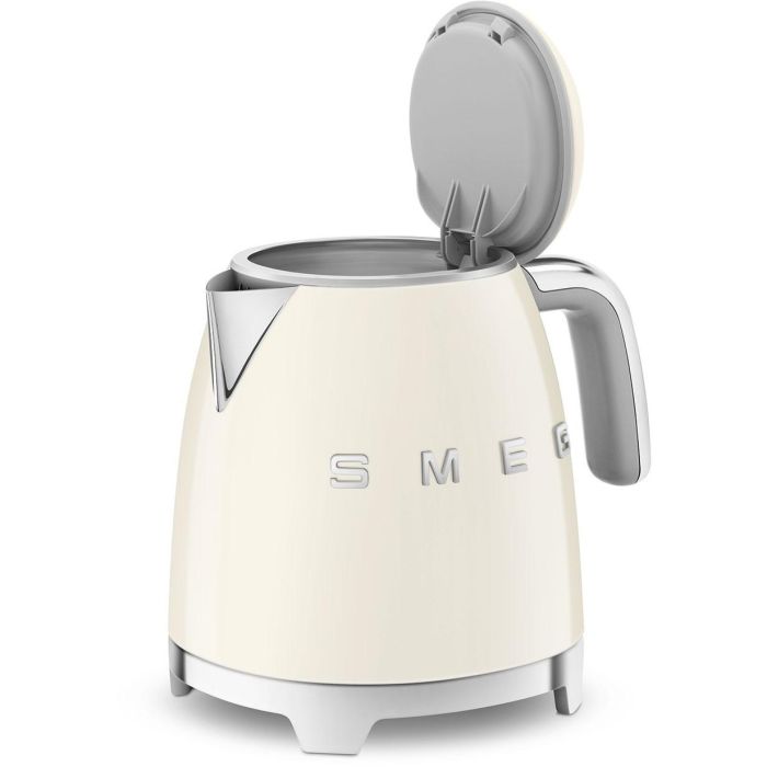 SMEG KLF05CREU Mini Wasserkocher Creme 11