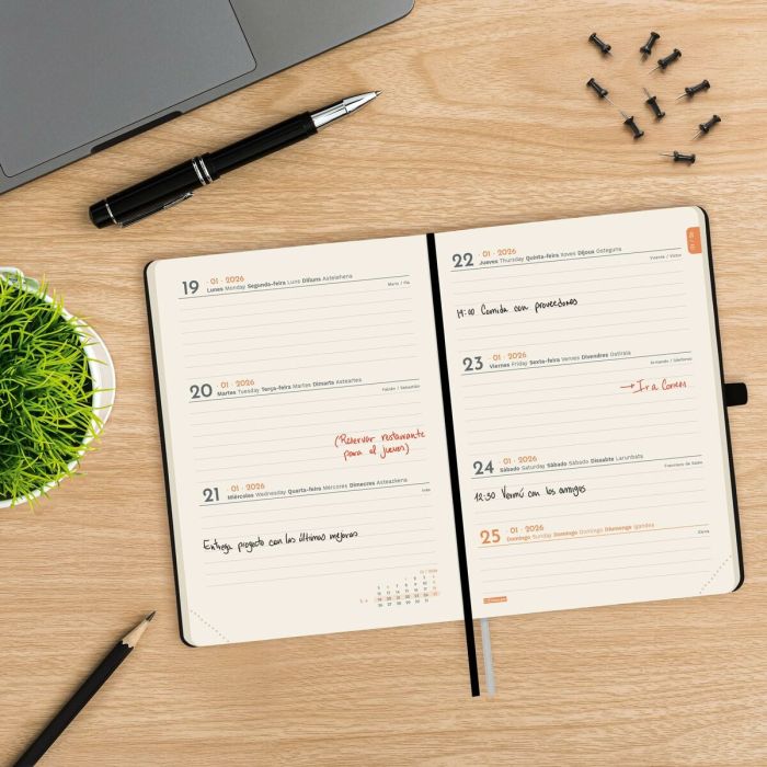 Agenda Finocam MÍNIMAL TEXTURA Noir 11,8 x 16,8 cm 2026 4 Agenda Finocam MÍNIMAL TEXTURA Noir 11,8 x 16,8 cm 2026 4