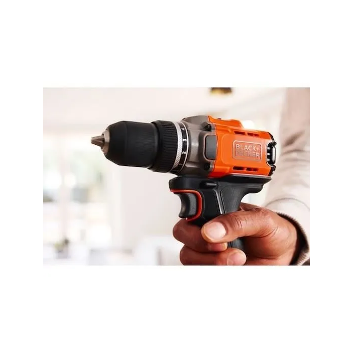 Black+Decker Perceuse Visseuse sans Fil 18V + 2 Batteries 2Ah + Chargeur + Coffret BCD382D2XK-QW 5 Black+Decker Perceuse Visseuse sans Fil 18V + 2 Batteries 2Ah + Chargeur + Coffret BCD382D2XK-QW 5