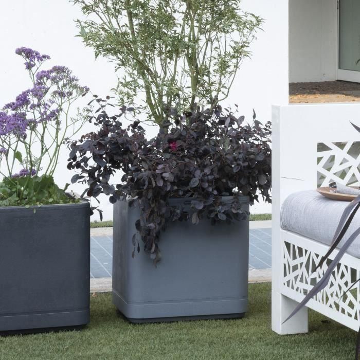 DEROMA Pot de fleurs Cube Cosmo - 38 x h39 cm - Ashgrey - A réserve d'eau - Roulettes 2 DEROMA Pot de fleurs Cube Cosmo - 38 x h39 cm - Ashgrey - A réserve d'eau - Roulettes 2