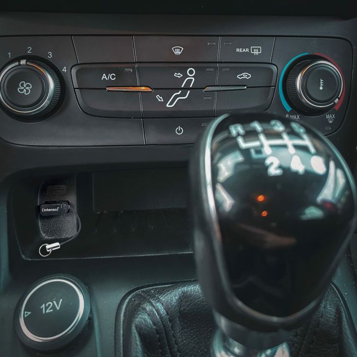 Clé USB INTENSO Slim Line 32 GB Noir 3 Clé USB INTENSO Slim Line 32 GB Noir 3