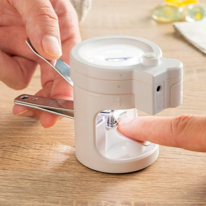 Pack Spa pour les Pieds Pliable avec Rouleaux et Hydromassage et Coupe-ongles avec lumière LED, loupe et lime InnovaGoods 15 Pack Spa pour les Pieds Pliable avec Rouleaux et Hydromassage et Coupe-ongles avec lumière LED, loupe et lime InnovaGoods 15