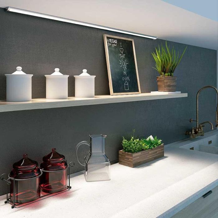 Lampara Led Nice Con Sensor Pir 2,4W 280Mm Transformador No Incluido. 12V Dc, 6500ºk. Duver 1