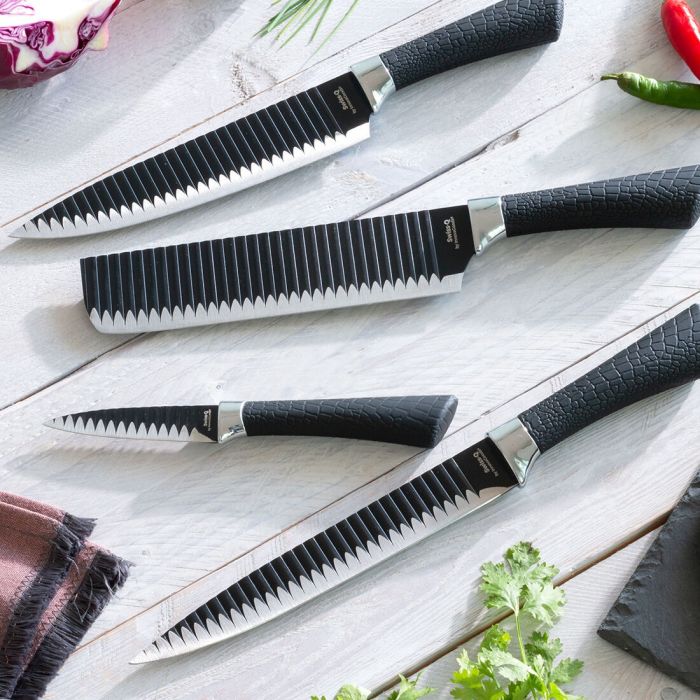 Ensemble de Couteaux Black Shark Swiss·Q Namiutsu InnovaGoods 4 Pièces