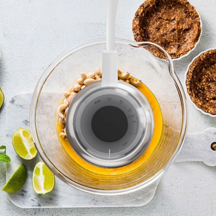 Mixeur plongeant Black & Decker BXHBA750E 1