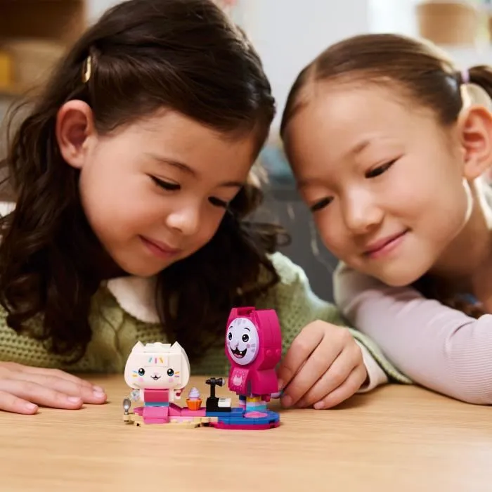 Lego Jeu Créatif Les Gabbychats - Gabby et la Maison Magique 11215 pour Enfants dès 6 Ans avec Marine, DJ Miaou, P'tichou et Plus