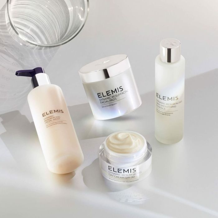 Gel nettoyant moussant Elemis Dynamic Resurfacing 3