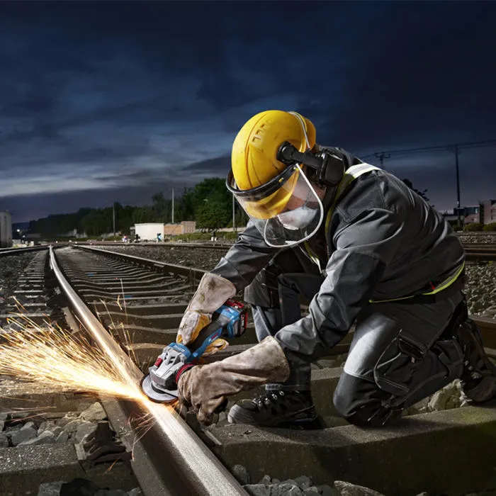 Bosch Meuleuse angulaire sans fil 18 V GWS 18V-11 S solo L, 1100 W, 6 vitesses réglables, pour tronçonnage et meulage