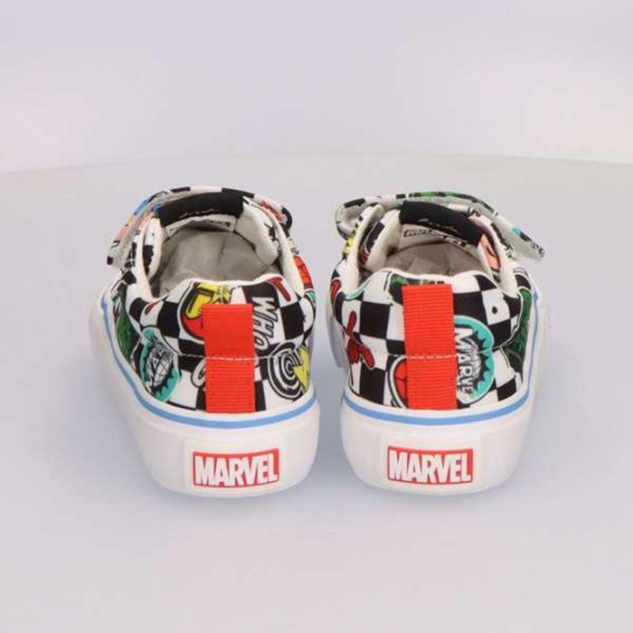 Chaussures de Sport pour Enfants Marvel Noir 41 1 Chaussures de Sport pour Enfants Marvel Noir 41 1