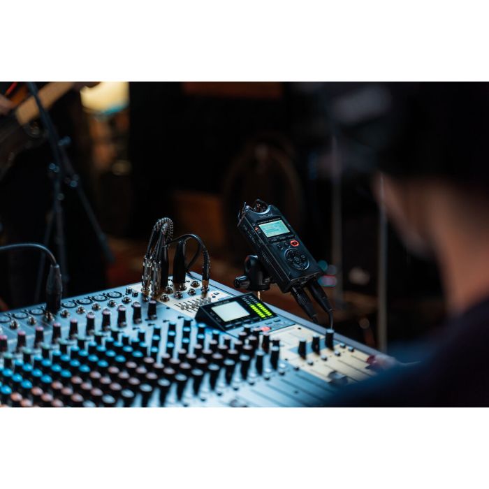 Enrégisteur Tascam DR-40X Bleu Noir 1 Enrégisteur Tascam DR-40X Bleu Noir 1