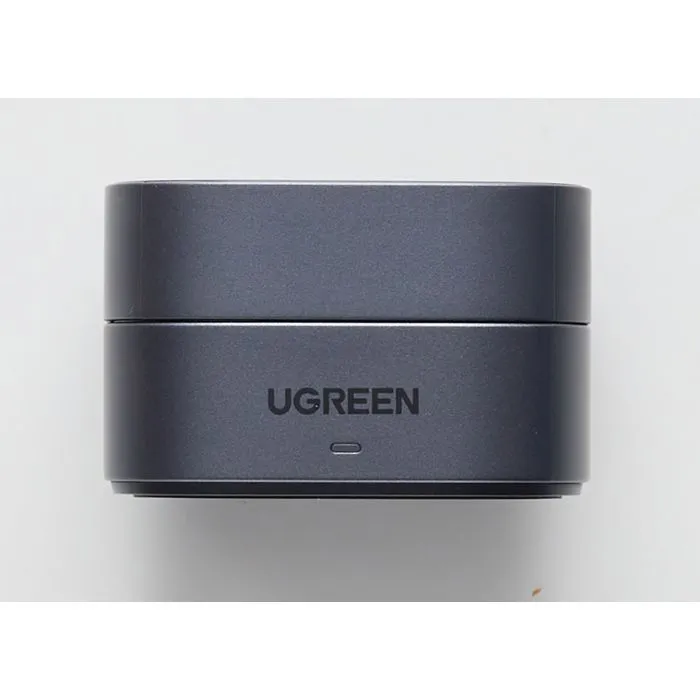 Ugreen Station de Charge 2-en-1 MagSafe 15W, Chargeur Sans Fil Rapide Compatible iPhone, pour Bureau et Table de Chevet, Design Compact et Élégant
