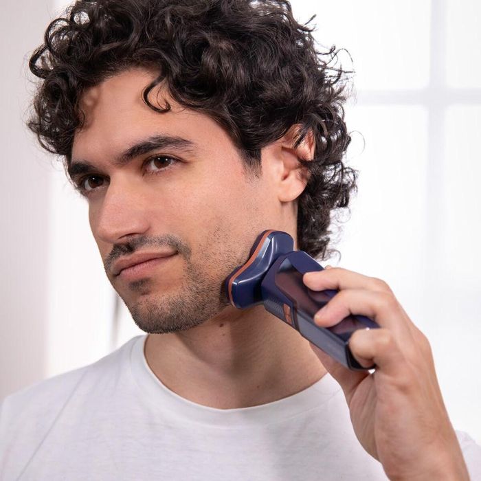 Rasoir électrique Cecotec PrecisionCare Aluminium LED, titane, 2 vitesses, 2h batterie 4