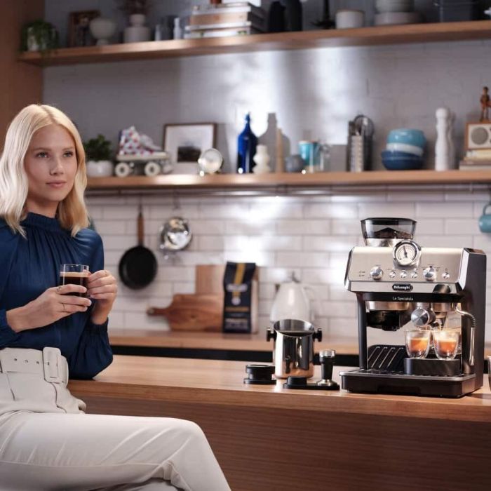 DeLonghi Kaffeemaschine La Specialista Arte *schwarz* 5