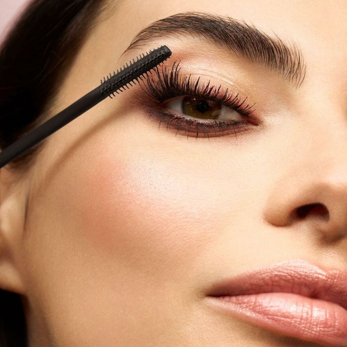 Mascara pour cils Collistar INFINITO Marron (1 Unité) 1 Mascara pour cils Collistar INFINITO Marron (1 Unité) 1