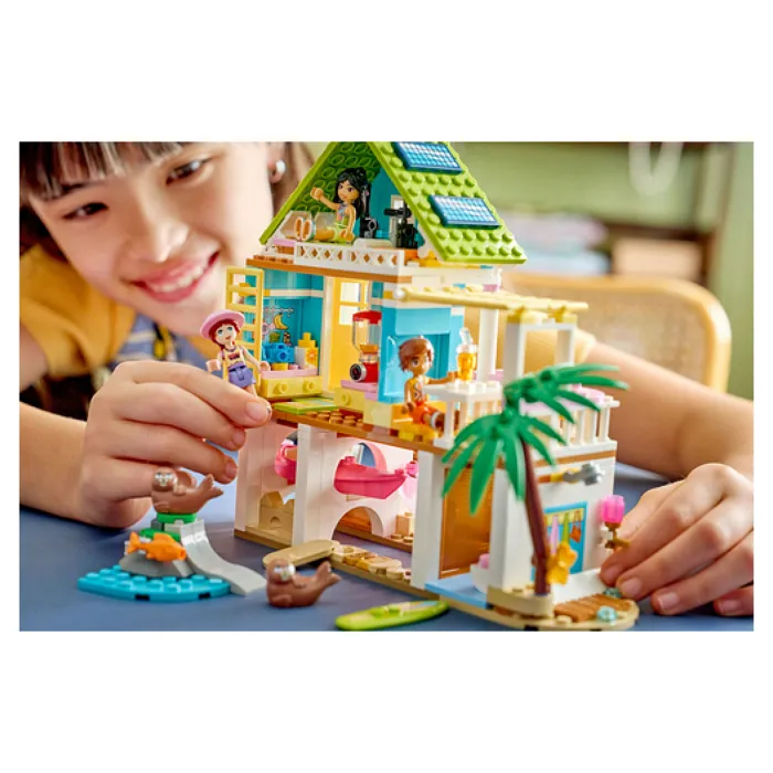 LEGO Friends 42699 - Maison de Plage avec Phoques, Jeu de Construction 3 Mini-Poupées et Accessoires - à Partir de 7 Ans LEGO Friends 42699 - Maison de Plage avec Phoques, Jeu de Construction 3 Mini-Poupées et Accessoires - à Partir de 7 Ans