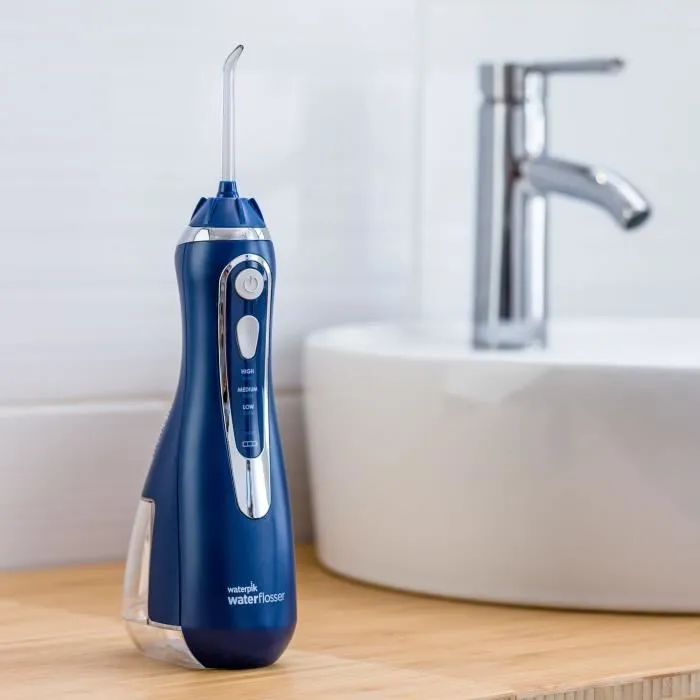 Waterpik WP-583 Advanced - Hydropulseur dentaire sans fil rechargeable, 3 niveaux de pression, 4 embouts, étanche, efficace contre la plaque Waterpik WP-583 Advanced - Hydropulseur dentaire sans fil rechargeable, 3 niveaux de pression, 4 embouts, étanche, efficace contre la plaque